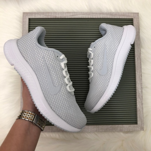 Nike Shoes - NEW Nike Women's Runallday Pure Platinum